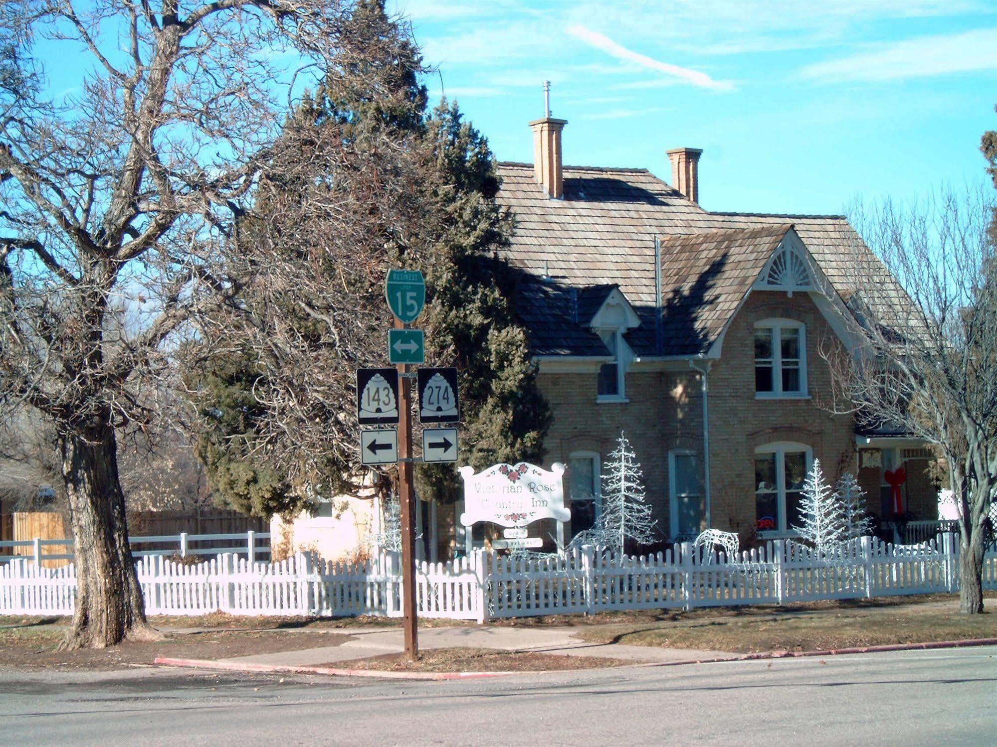 Victorian Rose Country Inn Parowan Экстерьер фото